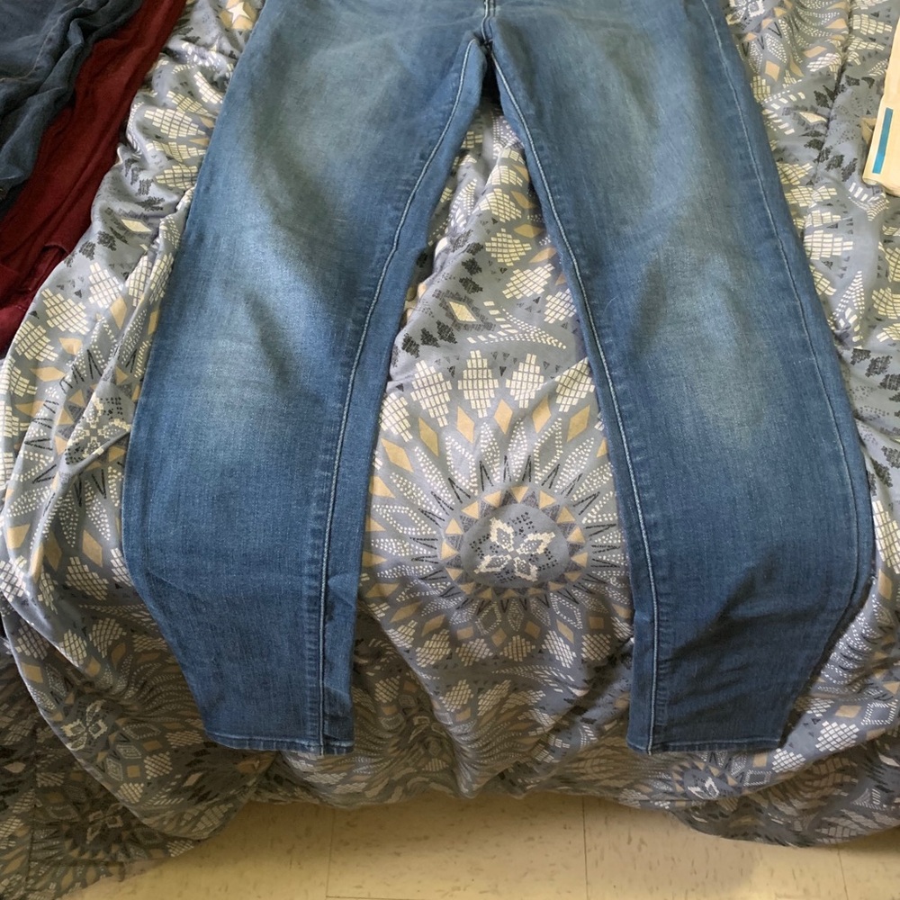 Jeans - Picture 2 of 3